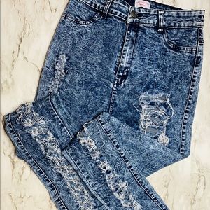 Washed Distressed Jeans